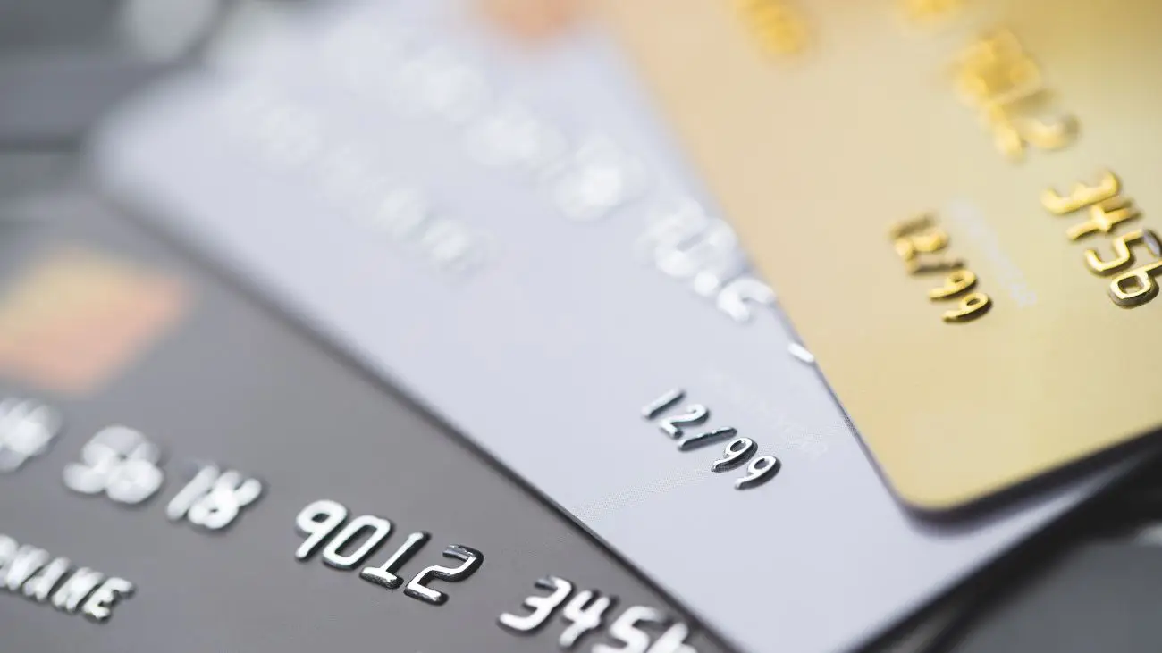 Diferencias entre cuentas vista y corriente: ¿Cuál te conviene en Chile?