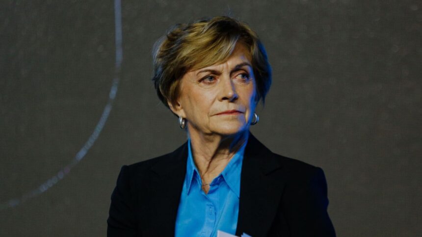 Defensores de Matthei rechazan cuestionamientos sobre su salud mental por Parisi