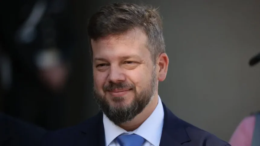 Tensiones entre Partido Nacional Libertario y Republicano en carrera presidencial Chile