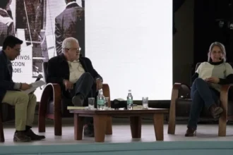 Conversatorio sobre la Nacionalización del Cobre en Chuquicamata: Un tributo a la historia minera de Chile