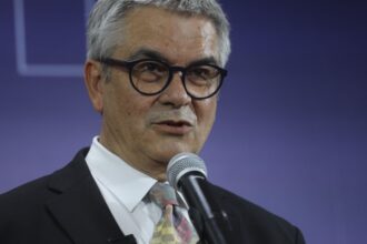 Ultimátum a funcionarios por licencias médicas fraudulentas: plazo de 72 horas