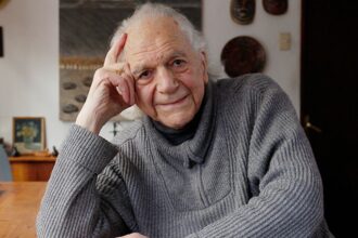 Fallece Claudio Di Girolamo, reconocido director y pintor chileno