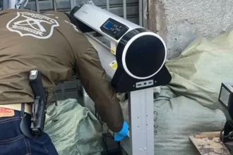 Operativo nocturno en barrio Meiggs termina con tonelada de decomisos