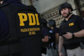 Desbaratadas dos bandas elictivas en operativos antidrogas en Santiago