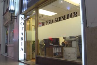 Notaria de 99 años renuncia: ¿Qué pasará en la 31° Notaría de Santiago?