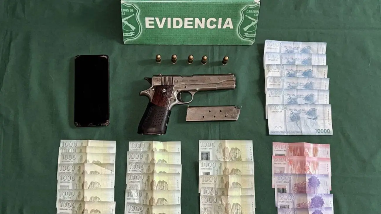 Detenido en Pedro Aguirre Cerda con armamento del ejército argentino Detenido en Pedro Aguirre Cerda con armamento del ejército argentino