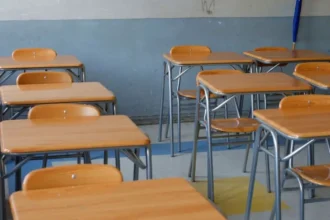 Estudiante de 12 años ataca con cuchillo a psicólogo escolar