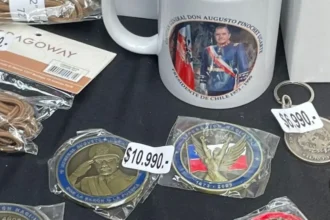 Polémica venta de artículos de Pinochet en jornada de Patrimonios