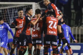 Deportes Limache vence a la U en duelo sorpresivo en Quillota