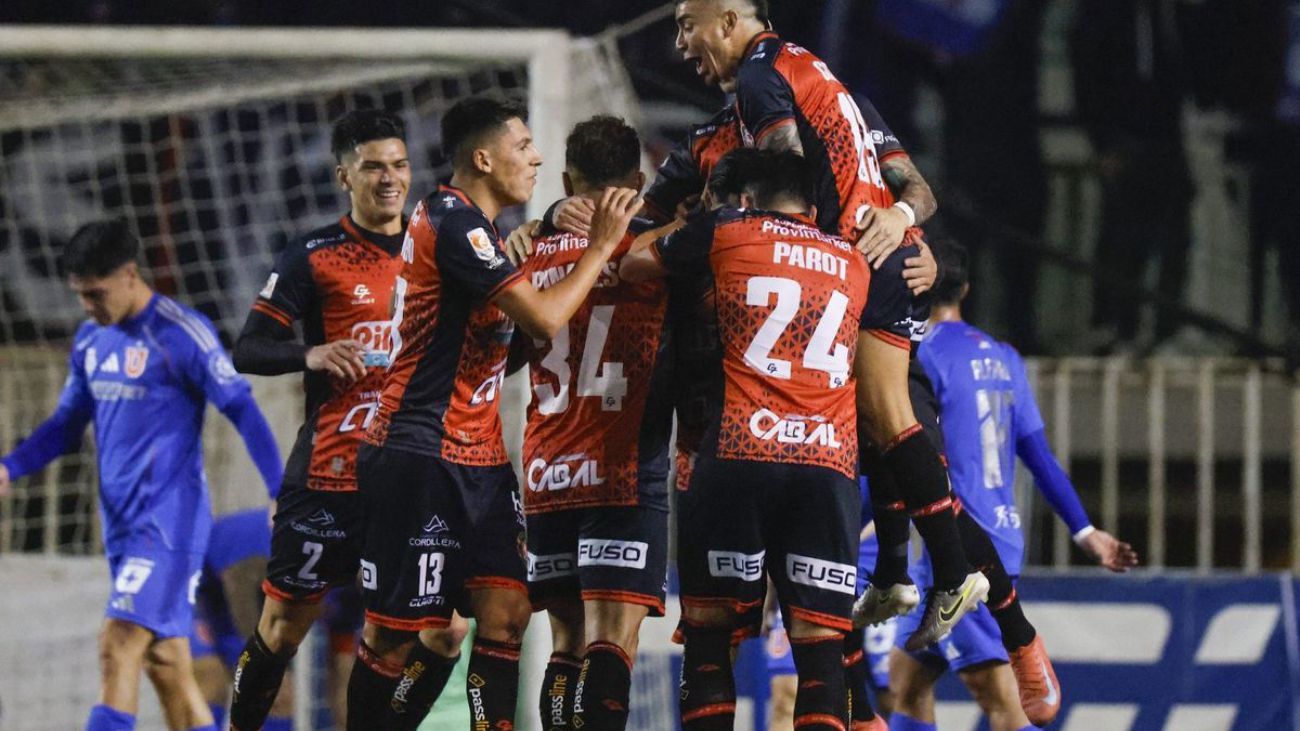 Deportes Limache vence a la U en duelo sorpresivo en Quillota Deportes Limache vence a la U en duelo sorpresivo en Quillota