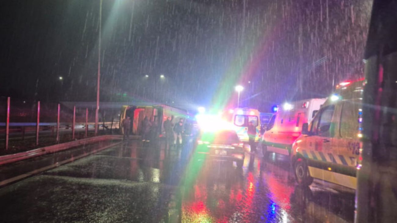 Grave accidente en Ruta 5 Sur deja dos fallecidos confirmados