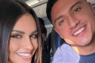 Escándalo en vuelo: Emilia y Sammis protagonizan incidente inusual