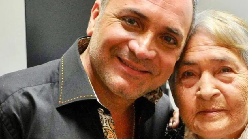 Luis Jara recuerda a su madre fallecida por cáncer en emotivo homenaje