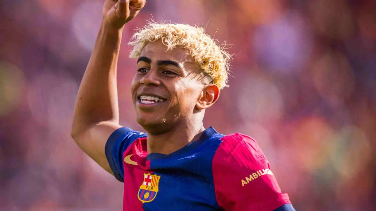 Joven sensación Lamine Yamal renueva contrato con FC Barcelona hasta 2031 Joven sensación Lamine Yamal renueva contrato con FC Barcelona hasta 2031
