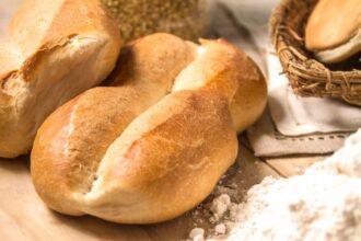 Investigadores chilenos buscan enriquecer el pan con vitamina D