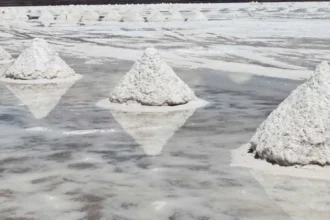 Alianza estratégica impulsa Proyecto Aurora para convertir salmuera de litio en carbonato de alta pureza