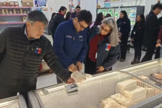 Clausuran supermercado chino por venta de productos exóticos sin procedencia