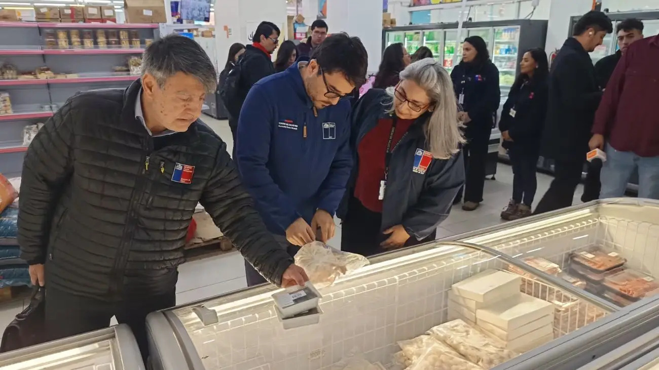 Clausuran supermercado chino por venta de productos exóticos sin procedencia Clausuran supermercado chino por venta de productos exóticos sin procedencia