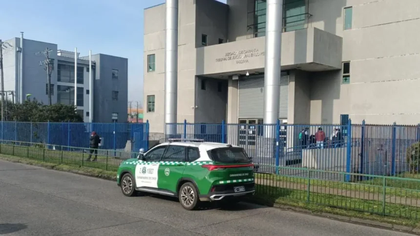 Hombre armado intenta entrar a tribunal en Valdivia: sorpresiva conclusión