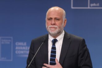 Ministro Elizalde aclara polémica sobre aportes a Club Italiano