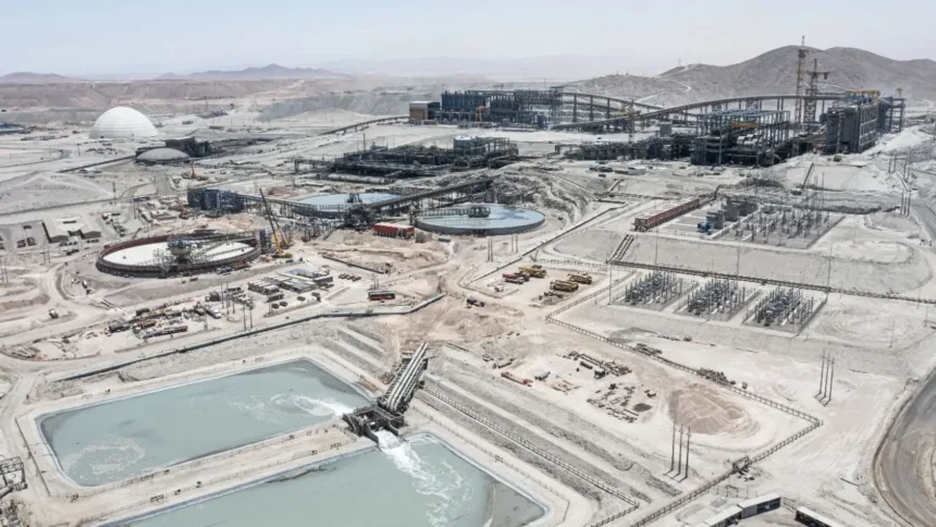 Plan de descontaminación en Sierra Gorda podría demorar hasta 8 años: alcaldesa alerta ante daños ambientales