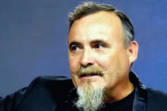 Paul Vásquez se retira molesto de Only Fama tras reencuentro con excolega