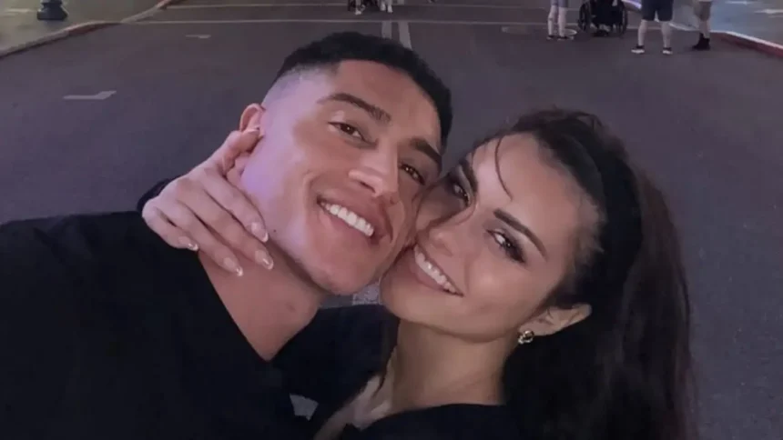 Emilia Dides y Sammis Reyes vivieron incómodo momento en vuelo