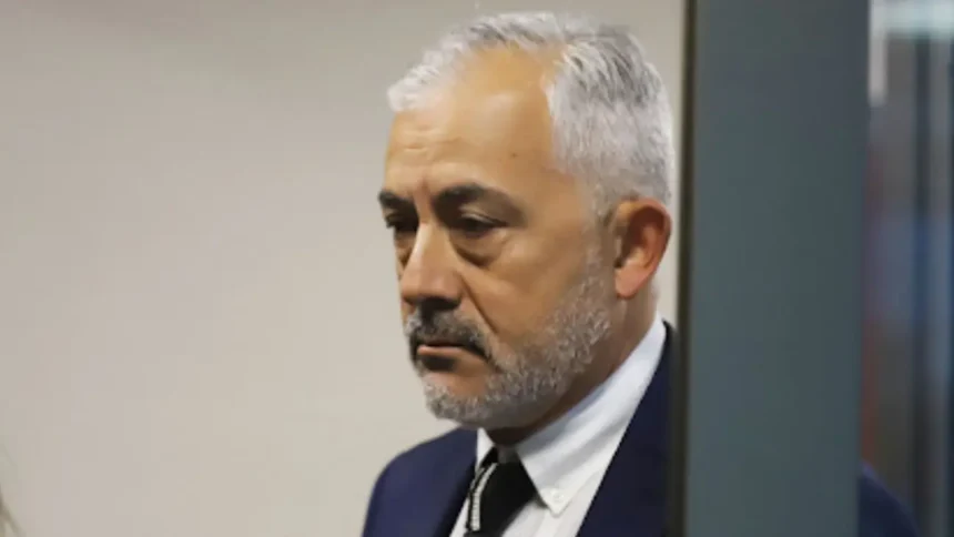 Reprogramación de juicio contra juez que grabó a mujeres en gimnasio