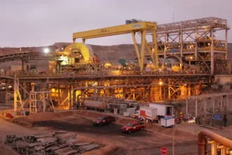 Problema mecánico en Carmen de Andacollo requiere 1 mes de detención