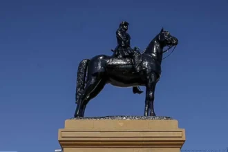 El regreso de la estatua de Baquedano: historia y convivencia restablecidas