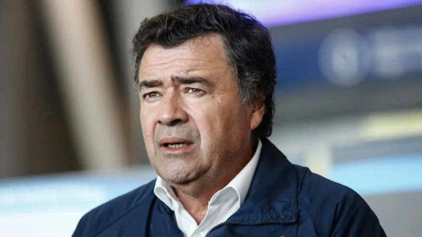 Ministro de Agricultura responde polémica por compra de paltas informales