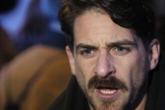 Gonzalo Winter propone cambios profundos para una economía moderna en Chile