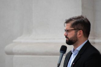 Gabriel Boric aclara acusaciones de nepotismo: "No la contraté yo"