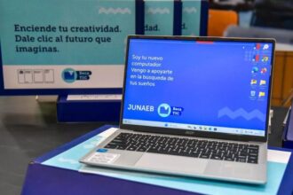 Comienzan entregas de Becas TIC: 124 mil estudiantes recibirán notebooks Acer