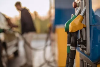 ENAP reporta baja récord en precio de GLP para vehículos