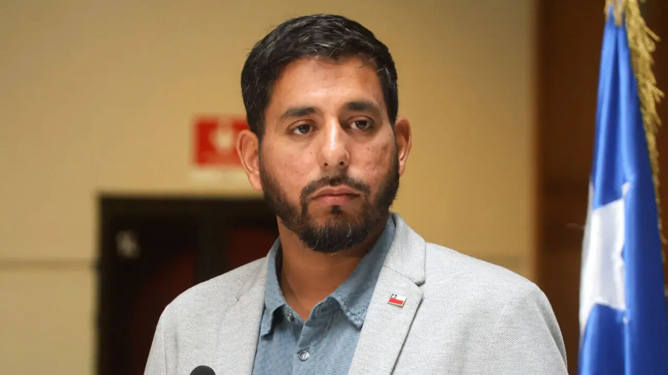 Diputado Brito cuestiona fuertemente al ministro Grau por ley controversia Diputado Brito cuestiona fuertemente al ministro Grau por ley controversia