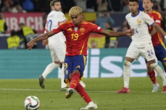 España vence a Francia 5-4 en vibrante semifinal de Liga de Naciones
