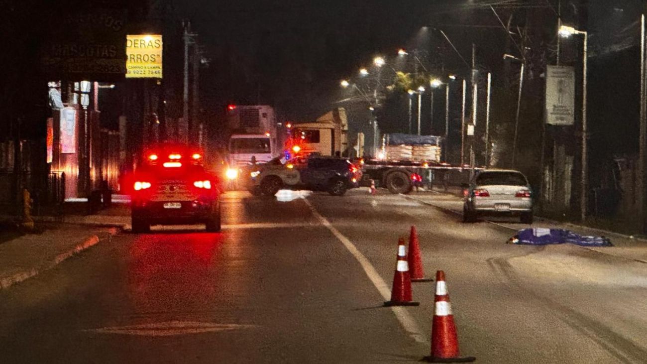 Trágico atropello en Lampa: hombre muere arrastrado casi un kilómetro Trágico atropello en Lampa: hombre muere arrastrado casi un kilómetro