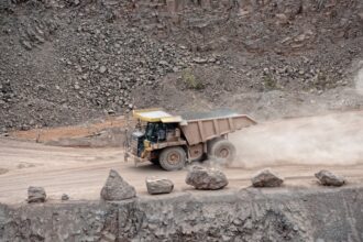 Nuevo proyecto de ley busca simplificar la obtención de permisos sectoriales en un 30% a 70%