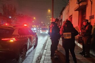 Balacera en fiesta clandestina deja un muerto y tres heridos extranjeros