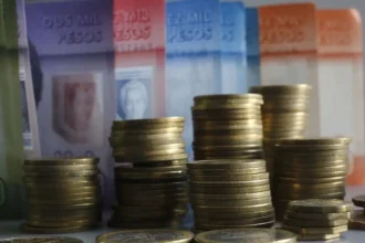 Reajuste del sueldo mínimo: beneficios y proyecciones hasta 2026