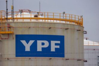 YPF propone fortalecer envíos de petróleo a Chile desde Vaca Muerta