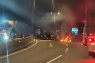Manifestación de pescadores en Laraquete por zonas de pesca