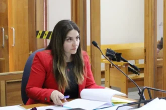 Fiscal de Puerto Varas suspendida por mal uso de licencias