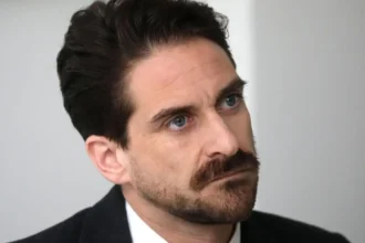 Gonzalo Winter y su innovador plan para combatir la baja natalidad