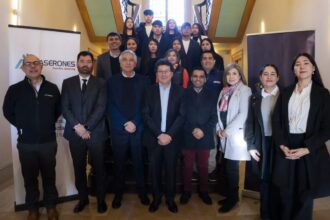 Entregan Beca Caserones 2025 a 12 jóvenes de Tierra Amarilla ampliando a 24 en 2028