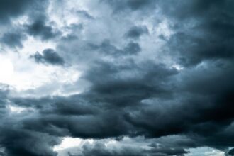 Temporal con fuertes lluvias y vientos llegarán a la Región Metropolitana