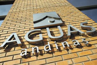 Aguas Andinas activa plan preventivo ante sistema frontal en Santiago