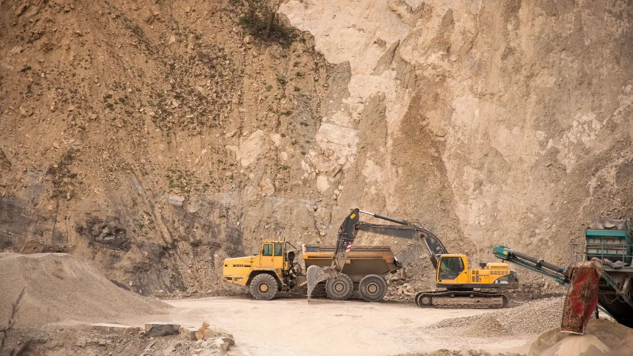 Modernización del Reglamento de Seguridad Minera en Chile: Nuevas propuestas para fortalecer la seguridad Modernización del Reglamento de Seguridad Minera en Chile: Nuevas propuestas para fortalecer la seguridad