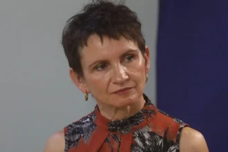 Tohá critica rol del Frente Amplio en estallido social